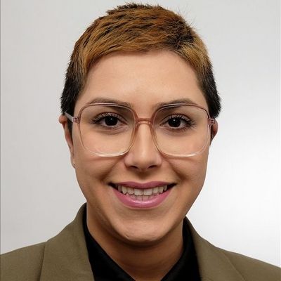 Nazanin-Bagherinejad Nazanin-Bagherinejad